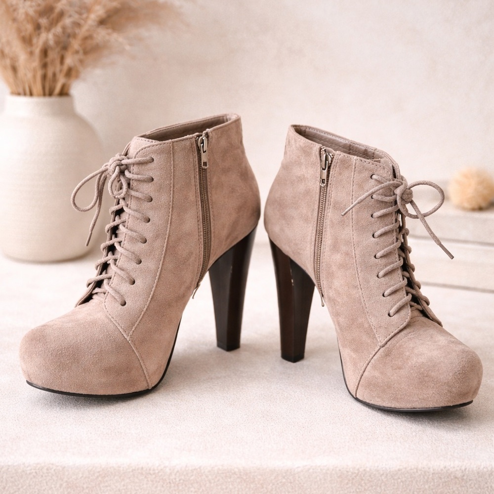 Diva Lounge booties